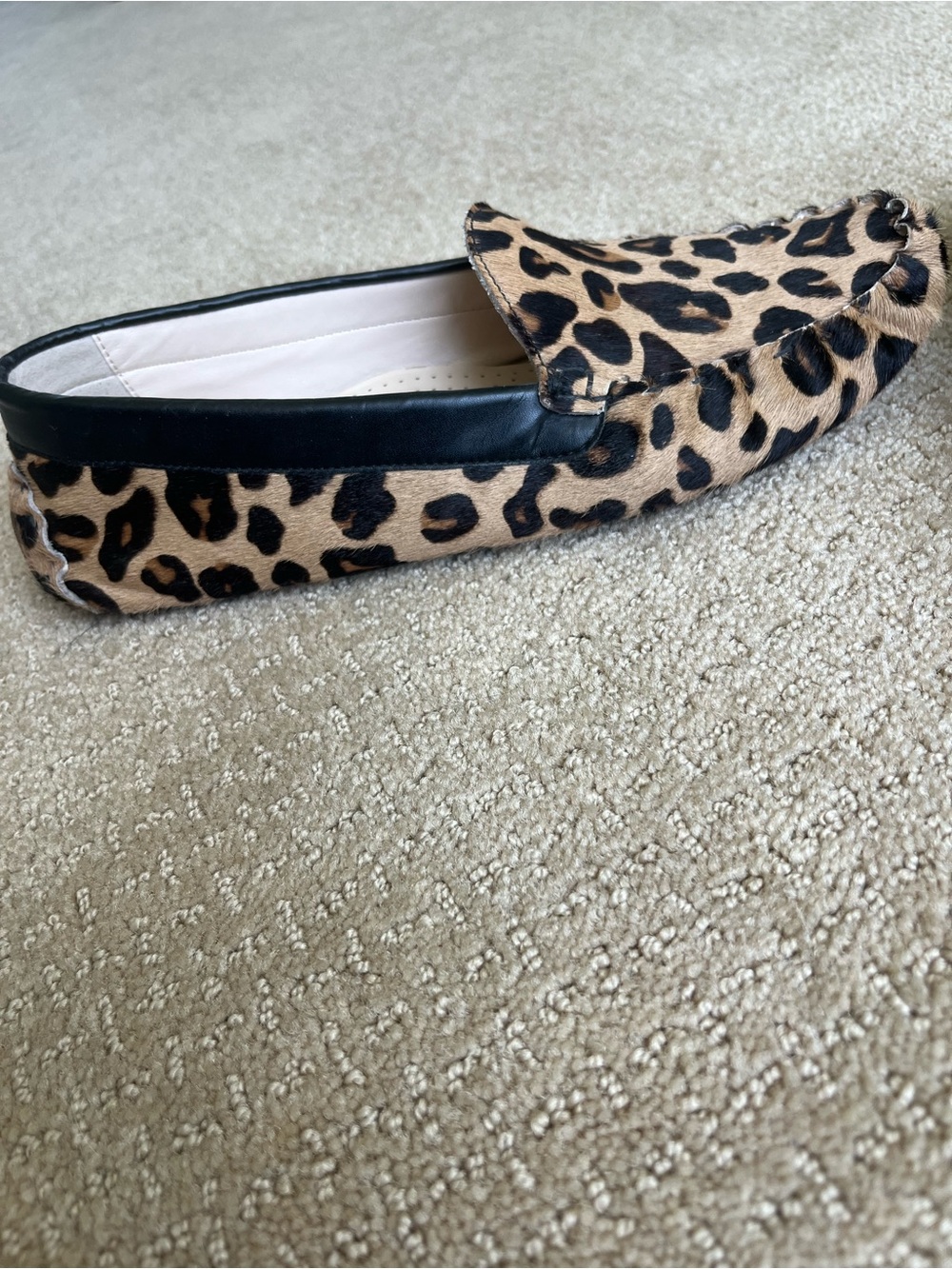 Cole Haan Driving Mocs in Animal Print. Size 8B - Picture 9 of 9